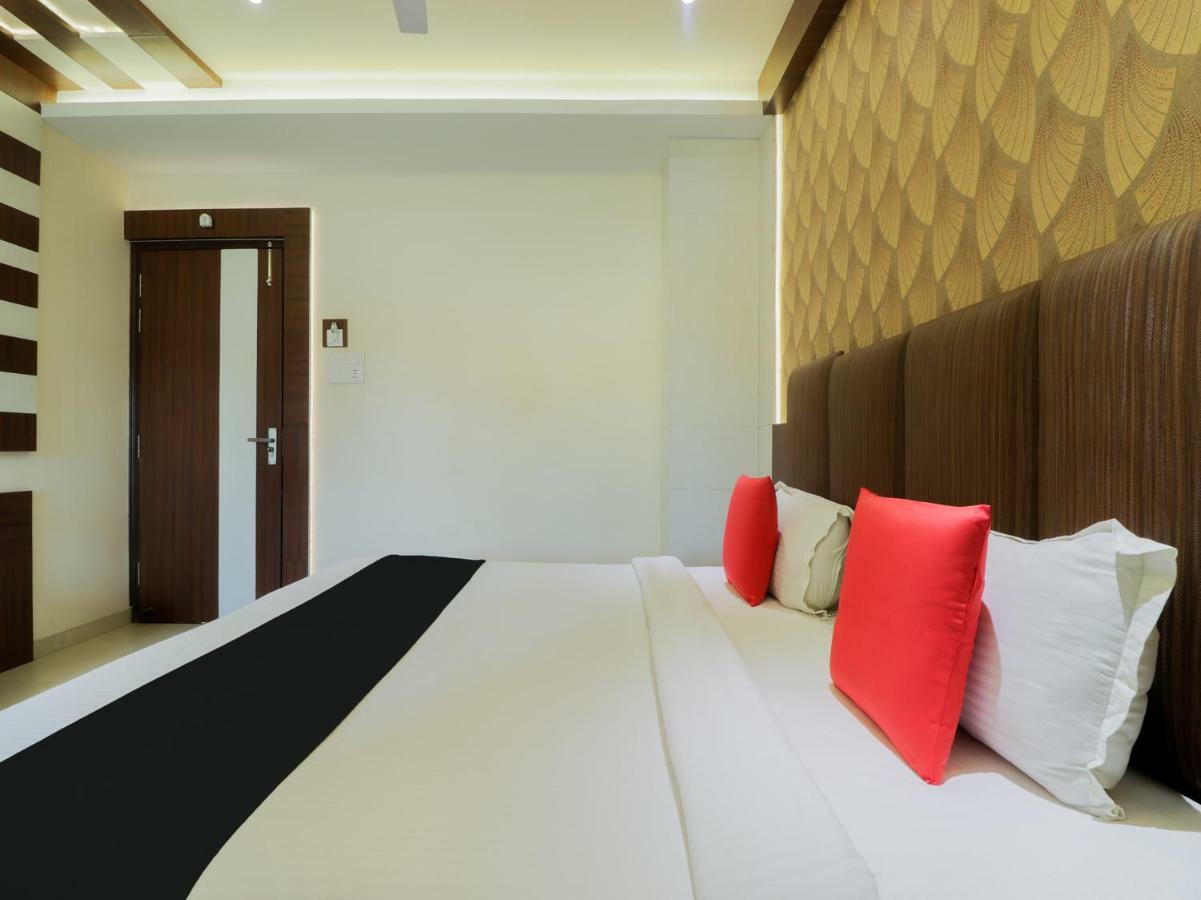 Capital O 46218 Royal Cottage Suite Kanpur Dış mekan fotoğraf